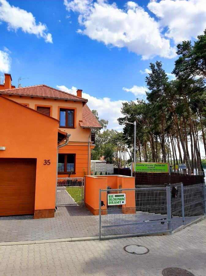 Lavilla Przy Plazy Slawa Exteriér fotografie
